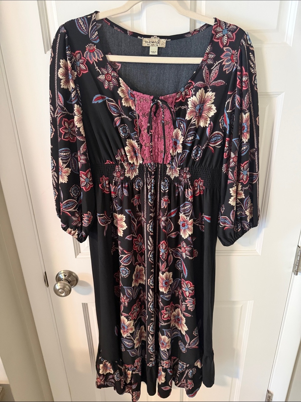 One World Boho Floral Smocked Midi Dress with Mauve Lace Trim Romantic Large